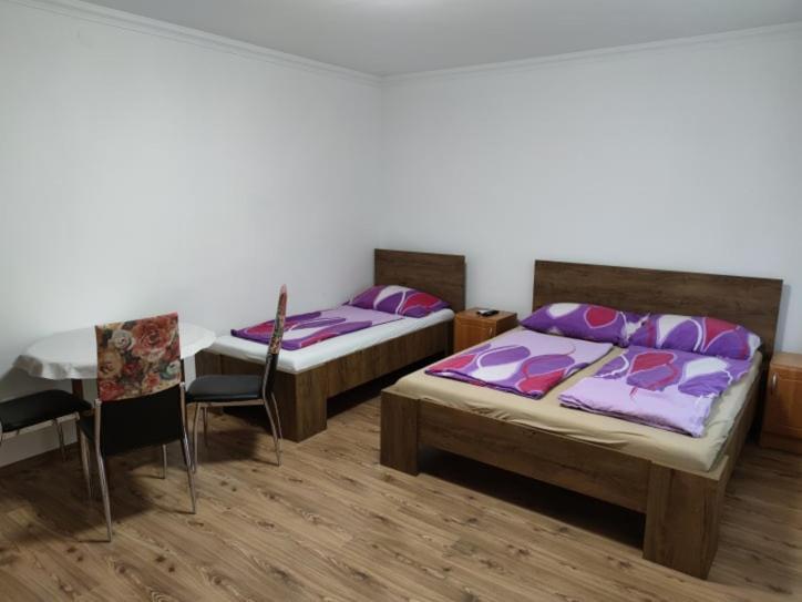 Emese Apartman Hajduszoboszlo Luaran gambar